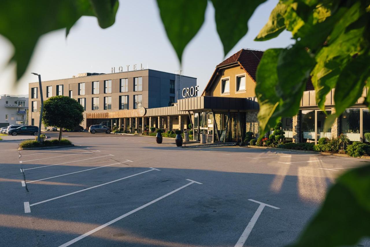 Hotel Grof Vransko エクステリア 写真