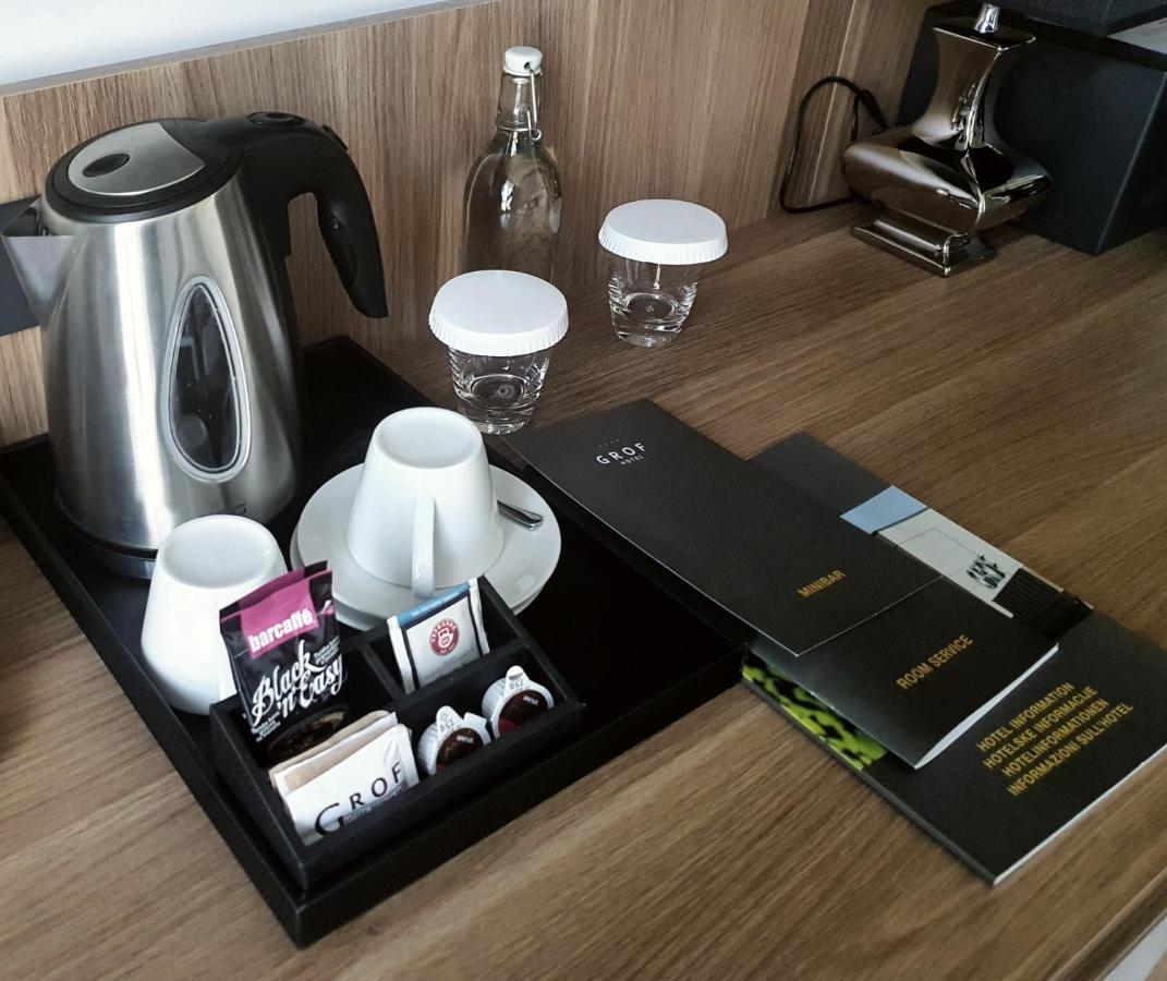Hotel Grof Vransko エクステリア 写真